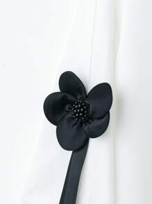 SHEIN PETITE Women's Casual Single-Breasted Long Sleeve Loose Embossed Floral Shirt - White - View 3