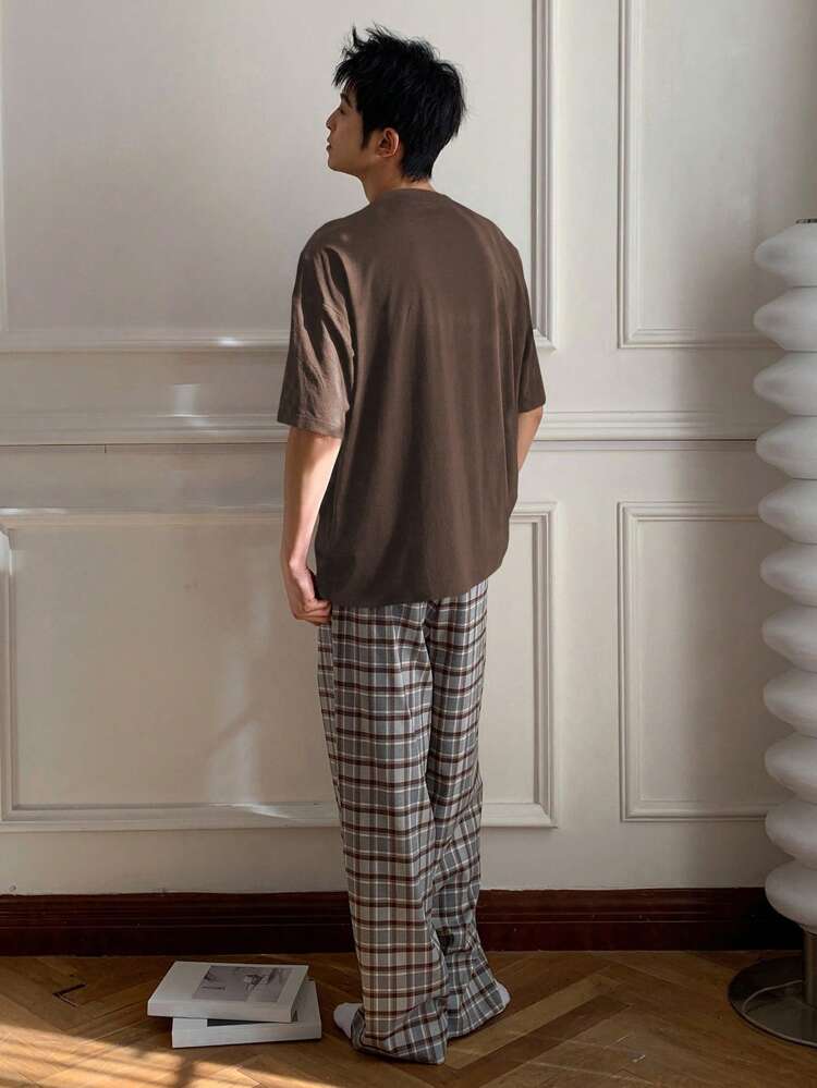 Summer Plain Short Sleeve T-Shirt And Retro Plaid Pants Men's Pajama Set