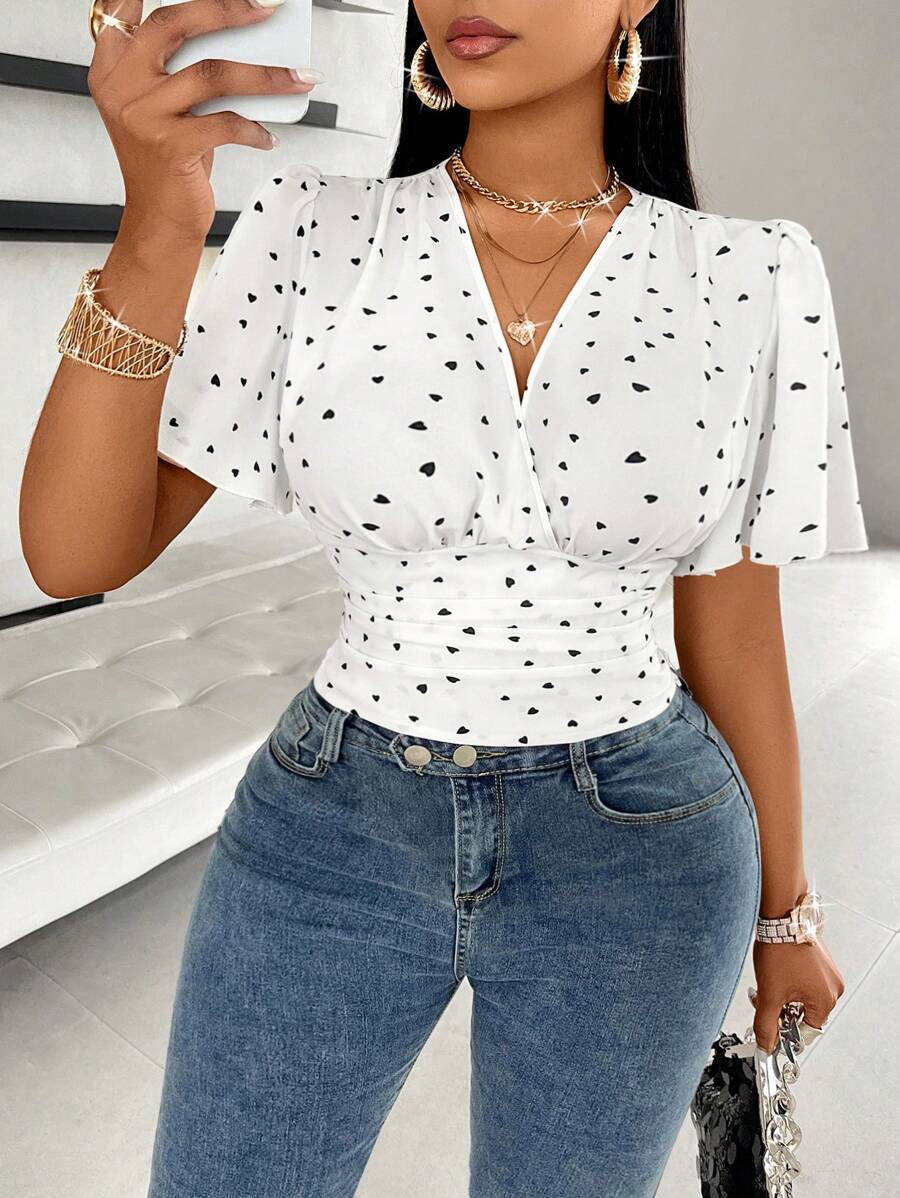 SOLERSUN Plus Size Heart Print Butterfly Sleeve Ruched Side Blouse - White - View 1