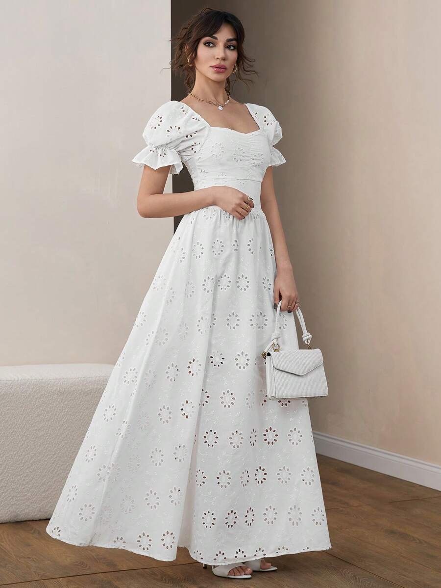 CLARA VERO Robe maxi blanche élégante avec manches ballons, broderie œillet