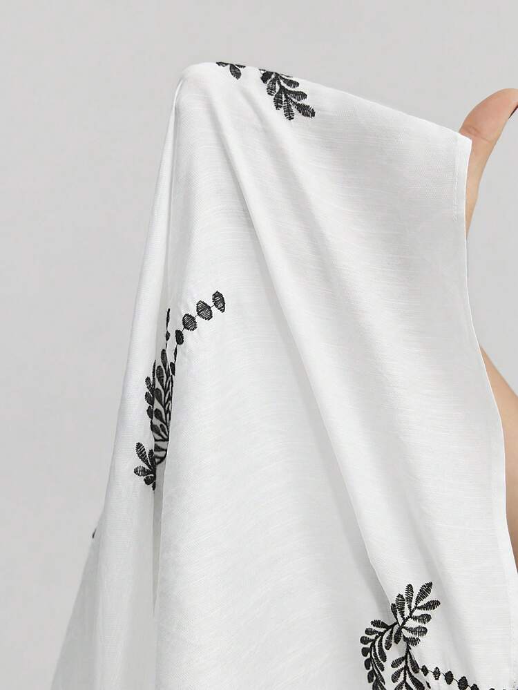 2022 New Women's Casual Vacation Style Sleeveless Sling Dress, Embroidered Fabric Midi Length Casual Dress