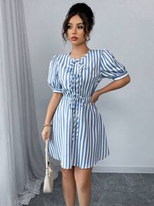 Elenzga 女士优雅百搭约会/派对系带荷叶边泡泡袖修身条纹迷你连衣裙，波西米亚风，音乐节，春/夏 - 藍白色 - 查看 4