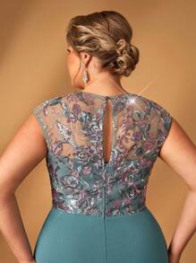 Serin Plus Size Elegant Romantic V-Neck Luxurious Sequins Embellished Elastic Knitted Body-Skimming Mermaid Hem Mother Dress