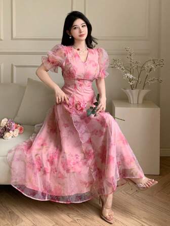 Feyla ชุดเดรสพิมพ์ลายดอกไม้คอวี แขนพัฟ สตรี หรูหรา