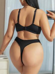 2pcs Plus Size Women Comfy Lace Trim Wireless Lingerie Bra & Panty Set - Black - View 2