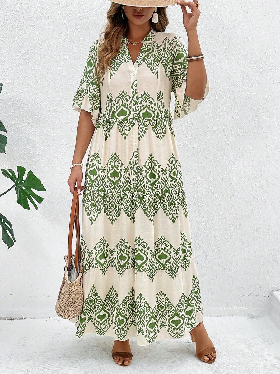 SHEIN Clasi Plus Size Retro Floral Print Flare Sleeve Half-Placket Maxi Dress, Resort Style - Green - View 1