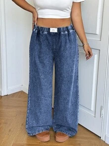 SHEIN EZwear Pantalones vaqueros de talla grande para mujer, de cintura elástica, sueltos y de pierna ancha - Azul lavado oscuro - Ver 5