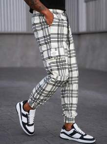 Manfinity LEGND Men's Letter & Graphic Patch Pockets Casual Patch Jogger Pants Men 2 Pieces Outfit Men 2 Pieces Outfits