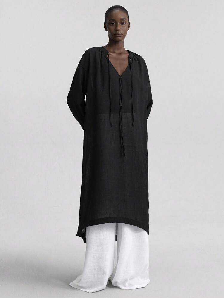 2025 Women's Casual Solid Color V-Neck Long Blouse