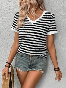 SHEIN LUNE 女士条纹 V 领短袖休闲宽松 T 恤 - 黑與白 - 查看 3