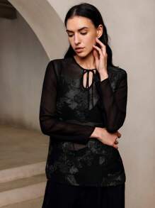 SHEIN Privé 女士系带领长袖优雅知性刺绣网眼衬衫 - 黑色 - 查看 3