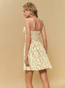 Poéselle Váy mini hình trái tim in hoa có dây đeo mảnh có thể điều chỉnh - Váy suông màu vàng, Váy hoa nữ, Váy suông mini, Váy hoa nữ, Váy vàng, Váy cổ trái tim, Váy mùa xuân nữ - Nhiều màu - Xem 2