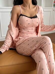 DAZY Conjunto de 3 piezas: Top tipo camiseta de blonda con estampado de lazo y bloqueo de color + Chaqueta + Pantalones de pijama, para primavera