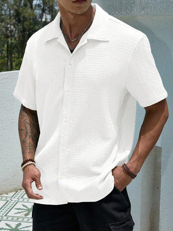 SHEIN Teenboys Loose, Casual, Versatile, Solid Color Short Sleeved Shirt With Textured Texture, Suitable For Spring And Summer Seasons, Suitable For Sports, Outings, Home Vacations, And Dressing