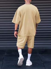 Manfinity Homme 2pcs/Set Plus Size Men's Letter Print Short Sleeve T-Shirt And Shorts - Apricot - View 2