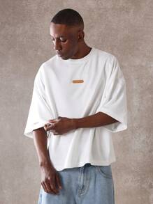 SUMWON Oversized Gothic Street Style T-Shirt Graffiti Back Print Urban Fashion Festival Wear Varsity Script Design Boxy Fit Summer Streetwear Casual Relaxed Top - White - View 2