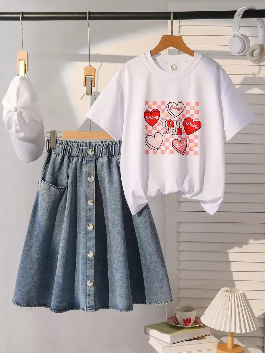 SHEIN Tween Girl Checkerboard Heart Print T-Shirt & Denim Rivet Decorated Skirt Set Summer Holiday - White - View 1