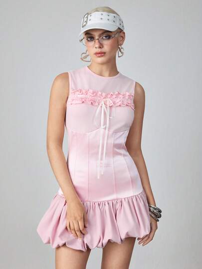 ROMWE Avant Vestido mini de mujer con estilo de ballet deportivo, hecho de satén, con diseño de parches y volantes en el bajo