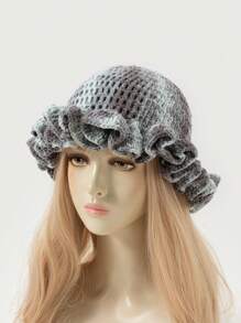 Chapeau tricoté fait main pour femme avec motif tie-dye froissé et bords ondulés