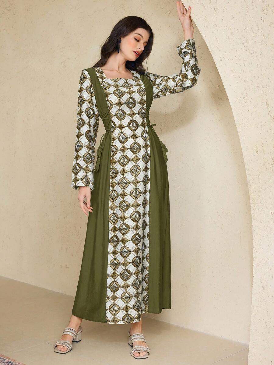 Al Najma 女士几何印花方领长袖优雅阿拉伯风格度假连衣裙，端庄大方 - 軍綠色 - 查看 1