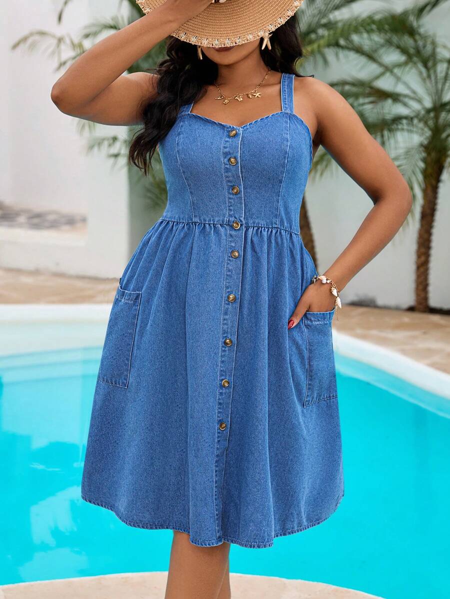 SHEIN Lady 大码蓝色牛仔休闲度假吊带裙，适合夏季、度假、复活节、春季、西部风、办公室、锐舞派对、迎婴派对、田园风、乡村风、老钱风、外出、音乐节、牛仔竞技、机场、韩流、热带度假、纳什维尔、欧洲夏季、演唱会、牛仔女郎、毕业典礼、优雅、度假装、商务休闲、西部风、千禧年、老钱风、假日、教堂、机场/海滩、度假、海滩、波西米亚风、邮轮、伊比沙岛、波西米亚风、夏威夷风女士服装，西式女装加大码，毕业礼服沙滩裙吊带裙度假裙波西米亚风连衣裙茶会裙热带风情连衣裙 - 藍色 - 查看 1