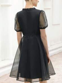 GENKIRA Vestido corto con cuello redondo, mangas abullonadas en organza negra y decoración de lazo 3D de terciopelo ciruela, vestido patinador elegante de estilo francés romántico - Negro - Ver 2