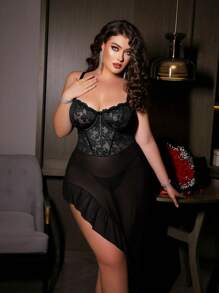 Seduluxe Set de 2 piezas lencería tipo babydoll de encaje con contraste de malla y tanga para tallas grandes