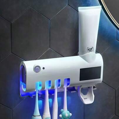 1 Máy tiệt trùng bàn chải đánh răng thông minh màu trắng, Giá treo bàn chải đánh răng gắn tường không cần khoan, Máy bóp kem đánh răng tự động đa chức năng sạc USB, Bộ đồ dùng phòng tắm có thể đựng 4 bàn chải đánh răng và một kem đánh răng, Thích hợp cho phòng tắm, ký túc xá và trang trí nhà cửa Trang trí phòng tắm mùa hè
