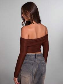 SHEIN BAE Women's Fashion Solid Color Off Shoulder Ruched Slim Fit T-Shirt