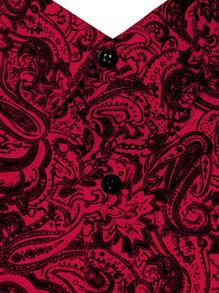 Manfinity Homme 佩斯利印花单排扣休闲短袖衬衫，适合日常穿着 - 紅色 - 查看 5