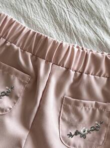 Vintaside Kids 女宝宝韩版时尚彼得潘领刺绣短袖上衣搭配荷叶边休闲短裤套装，适合居家、度假、与朋友外出 - 白色 - 查看 8