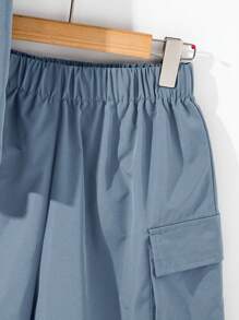 SHEIN Leap Crew 2 件青少年男童休闲风格翻领半拉链衬衫和松紧腰工装短裤套装，适合秋季、春季、夏季、户外玩耍、学校、街头服饰、派对、休闲家居服