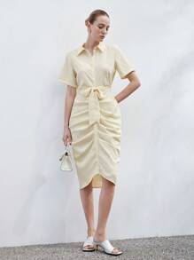 SHEIN Privé Vestido ajustado de cola de pez para mujer, estilo universitario, color amarillo ranúnculo, cuello, botones de una hilera, cintura anudada, dobladillo acampanado fruncido, manga corta, para mujer - Amarillo - Ver 6