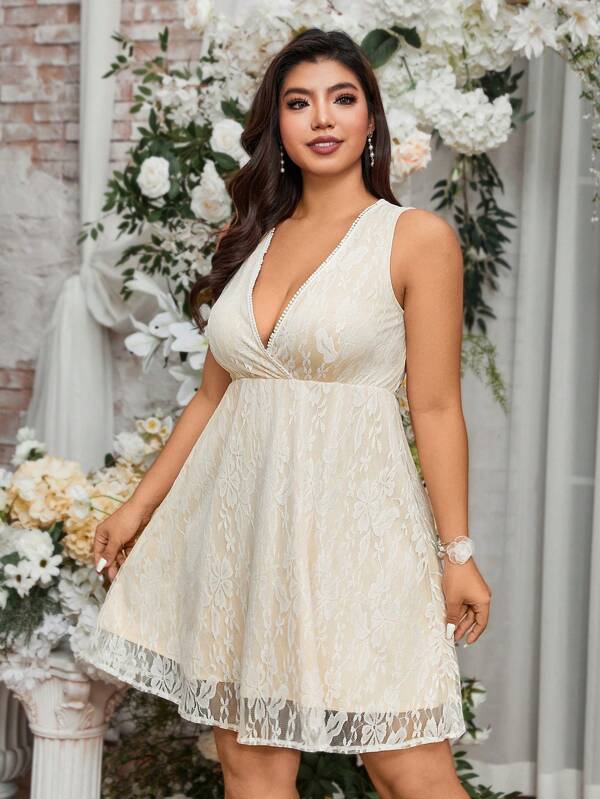 SHEIN Belle Plus Size Women V-Neck Sleeveless Fashionable Lace Dress