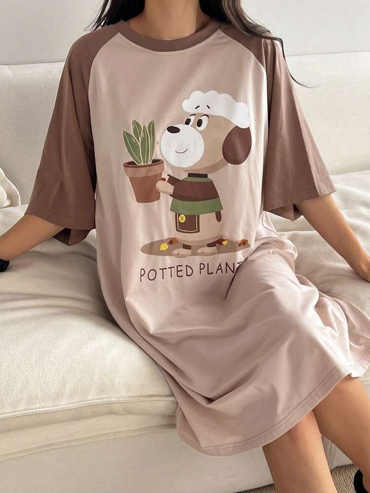 Camisón holgado con estampado de patrones de dibujos animados y mangas raglán para mujer