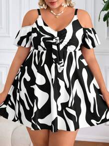 SHEIN CURVE+ 2pcs/Set Women Plus Size Conservative Ruffled Abstract Print Cross Front Tankini Swimwear For Summer Beach Vacation - Black and White - View 5