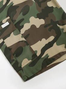 Manfinity Homme 男式迷彩印花翻盖口袋抽绳腰部迷彩工装短裤 - 軍綠色 - 查看 6