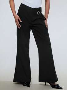 TRNVIE Nouveaux pantalons droits décontractés pour femmes de mode d'été, avec décoration métallique asymétrique, sangle de "vieux billets" et ourlet évasé micro-flare