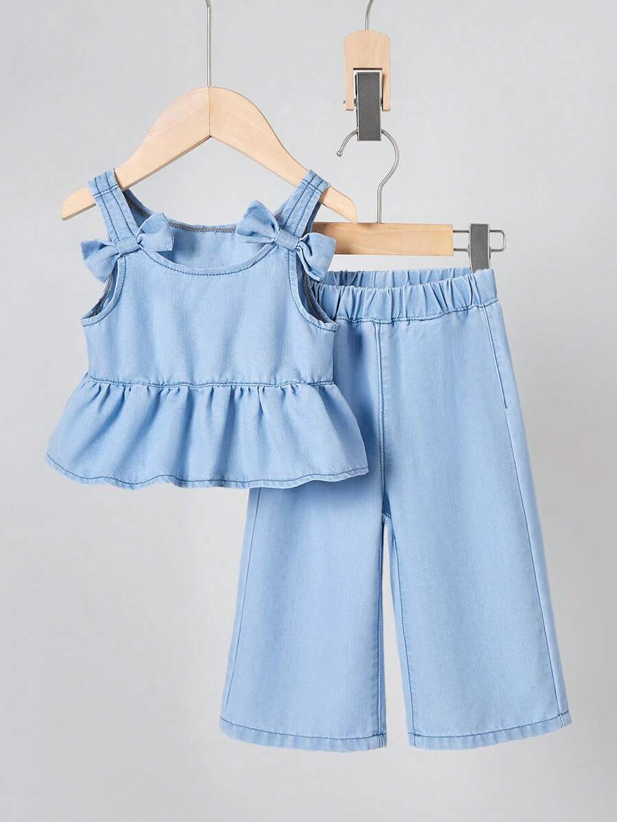 SHEIN 2pcs Baby Girl 2025 New Denim Blue Sleeveless Top And Pants Set With Bow Decor, Spring And Summer Casual Vacation - Light Wash - View 1