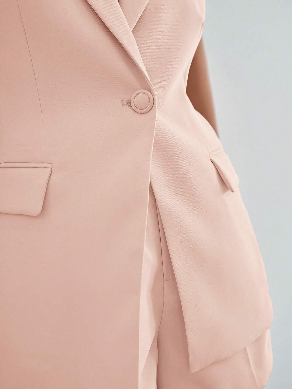 MOTF STUDIO STRUCTURED LAPEL COLLAR WAISTCOAT