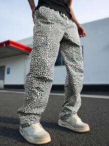 Manfinity EMRG Men's Cargo Leopard Print Straight Loose Casual Pants, Versatile - Multicolor - View 1