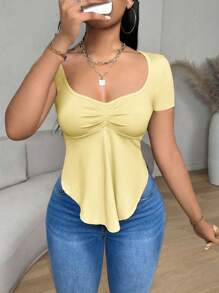 Zolique Foxxy Simple Solid Color Casual Square Neck Asymmetrical Hem Design Women Long Sleeve T-Shirt - Yellow - View 5