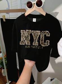 SHEIN 2 sztuki/zestaw Tween Girls Casual Camo & Dry Branch Print Krótki rękaw Top i spodnie Zestaw, odpowiedni na lato