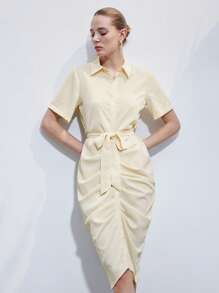 SHEIN Privé Vestido ajustado de cola de pez para mujer, estilo universitario, color amarillo ranúnculo, cuello, botones de una hilera, cintura anudada, dobladillo acampanado fruncido, manga corta, para mujer - Amarillo - Ver 1