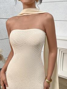 Modelyn Abito elegante lungo da donna, aderente, con scollo a barca e orlo a sirena, di colore uniforme