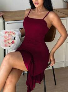 Romantic Elegant Contrast Color Ruffle Asymmetric Hem Sexy Camisole Nightdress - Burgundy - View 4