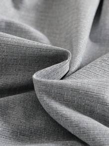 女童春夏荷叶边领3D蝴蝶结A字连衣裙，荷叶边领与3D蝴蝶结增添节日气氛；A字设计，优雅大方，适合居家休闲，让小女孩在家也能保持优雅姿态；适合各种场合，让小女孩时刻保持优雅可爱。