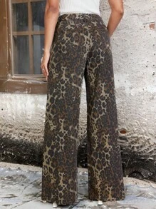 SHEIN LUNE سراويل جينز نسائية بطبعة نمر، فضفاضة ذات ساق واسعة، مع جيوب - متعدد الألوان - مشاهدة 2