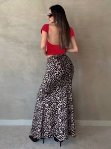 SHEIN Tall Áo thun đen thoáng khí cho nữ có miếng lót ngực không dây - Đỏ - Xem 5