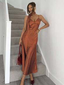 SHEIN Essnce 女士优雅圆点印花超长吊带裙